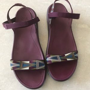 Teva Sandals Size 10
